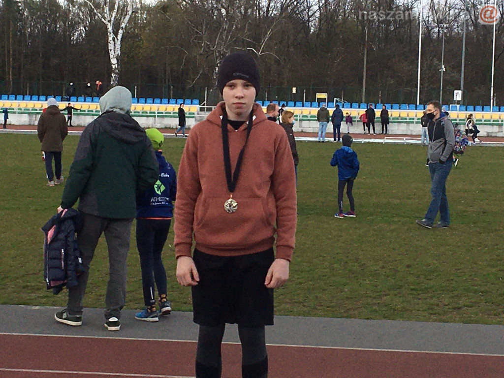 Lekkoatleci Zawkrza ze srebrem i rekordami