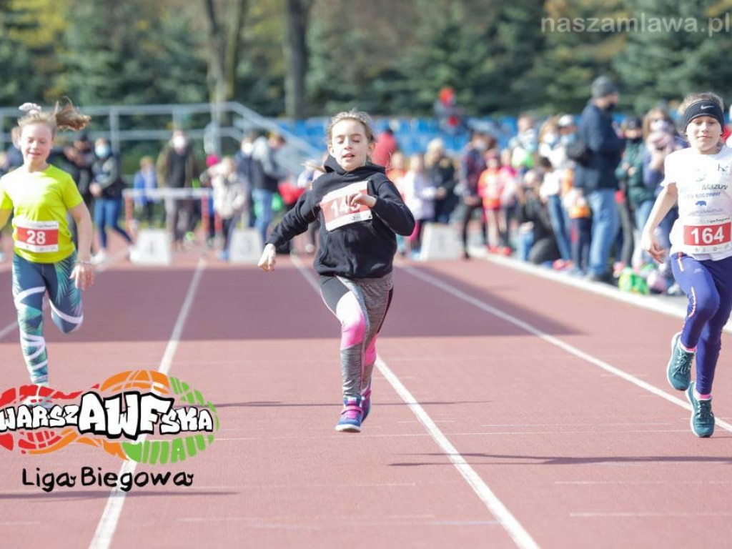 Lekkoatleci Zawkrza ze srebrem i rekordami