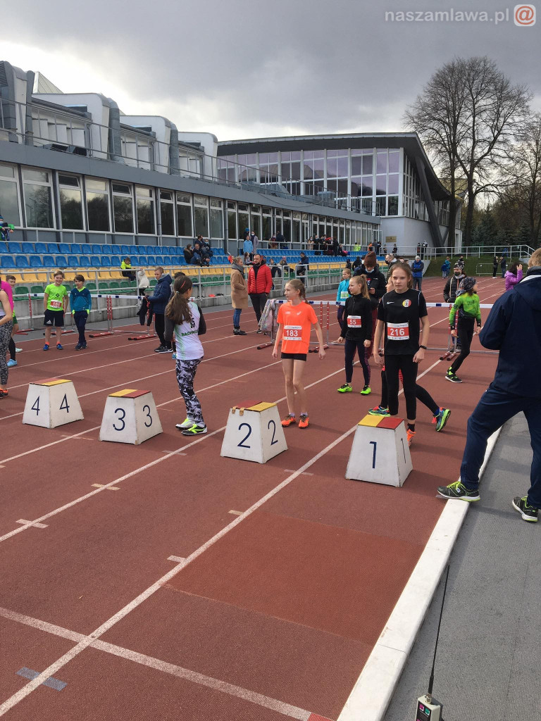 Lekkoatleci Zawkrza ze srebrem i rekordami