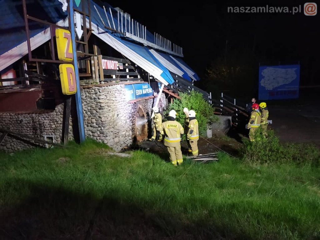 Pożar popularnego zajazdu [ZDJĘCIA]