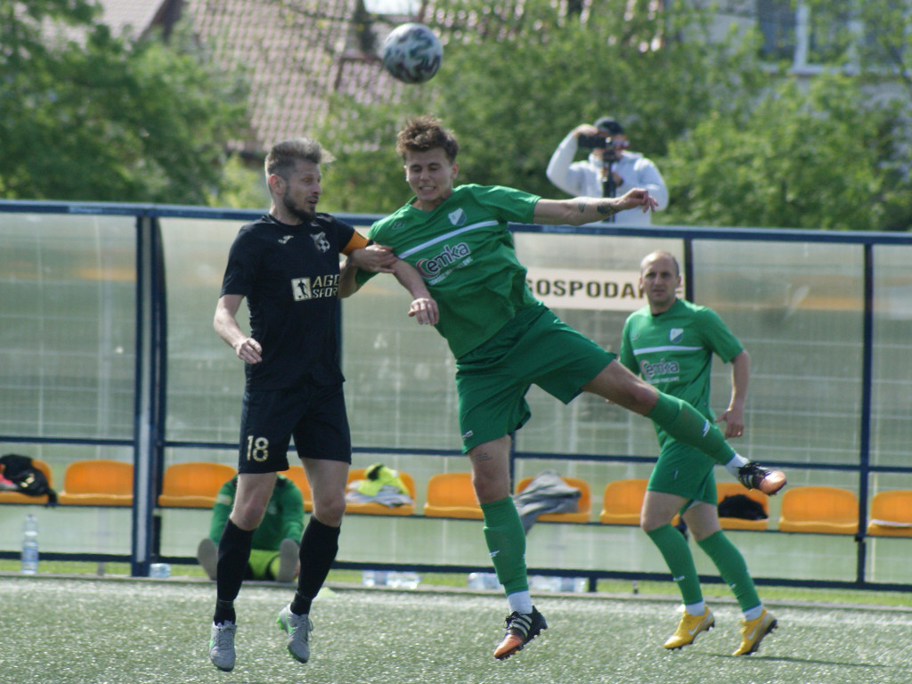 Trzech z dubletem. Bzura bez szans