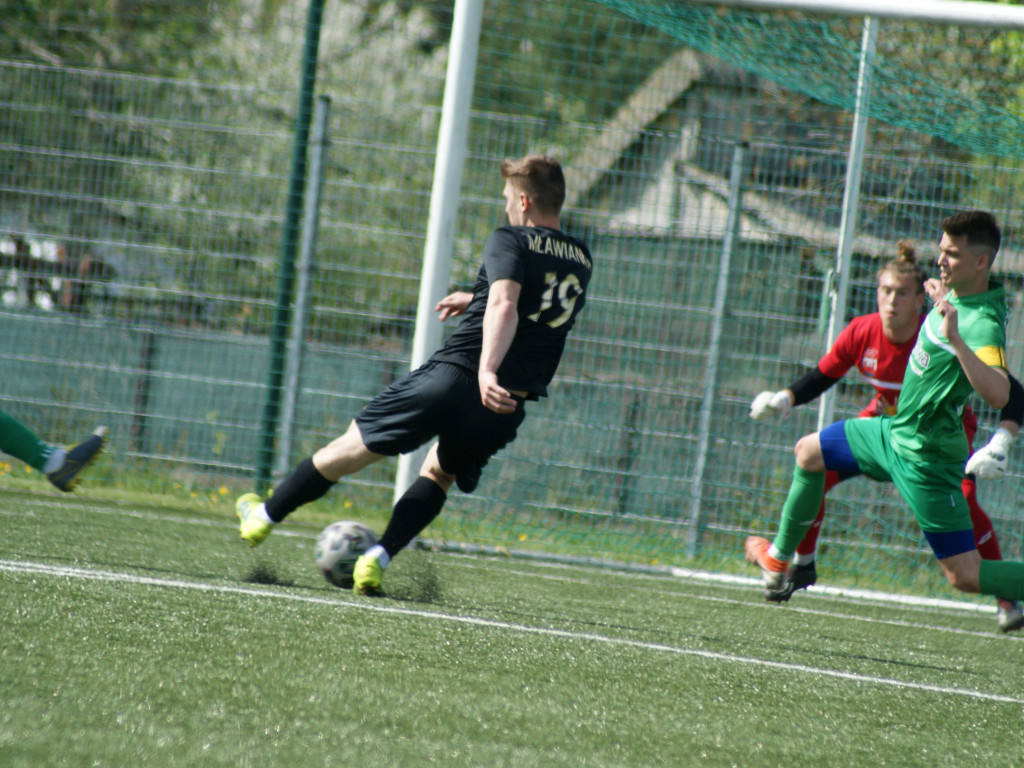 Trzech z dubletem. Bzura bez szans