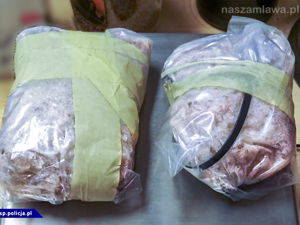 Mazowsze. Maczety, ecstasy, broń. Uderzenie w gang [FILM]