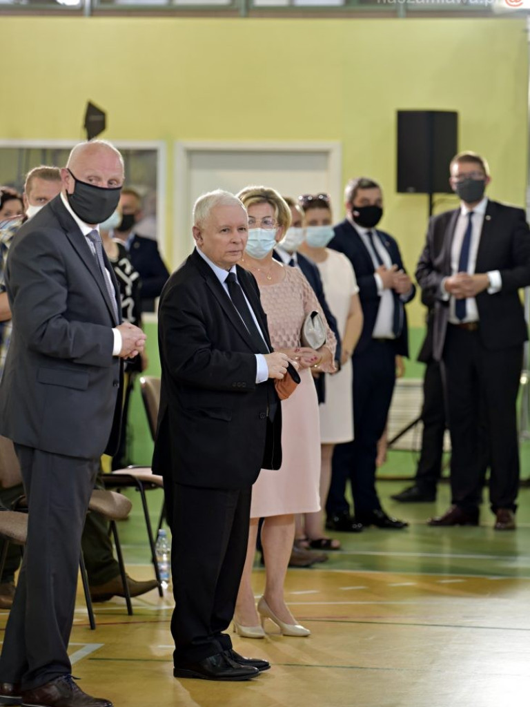 Doganiamy Japonię - relacja z wizyty Jarosława Kaczyńskiego w Mławie (FILMY i ZDJĘCIA)