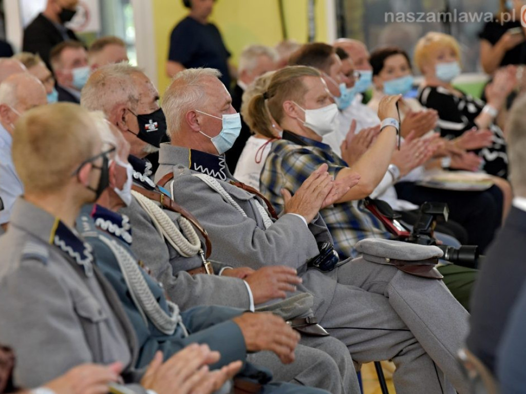 Doganiamy Japonię - relacja z wizyty Jarosława Kaczyńskiego w Mławie (FILMY i ZDJĘCIA)