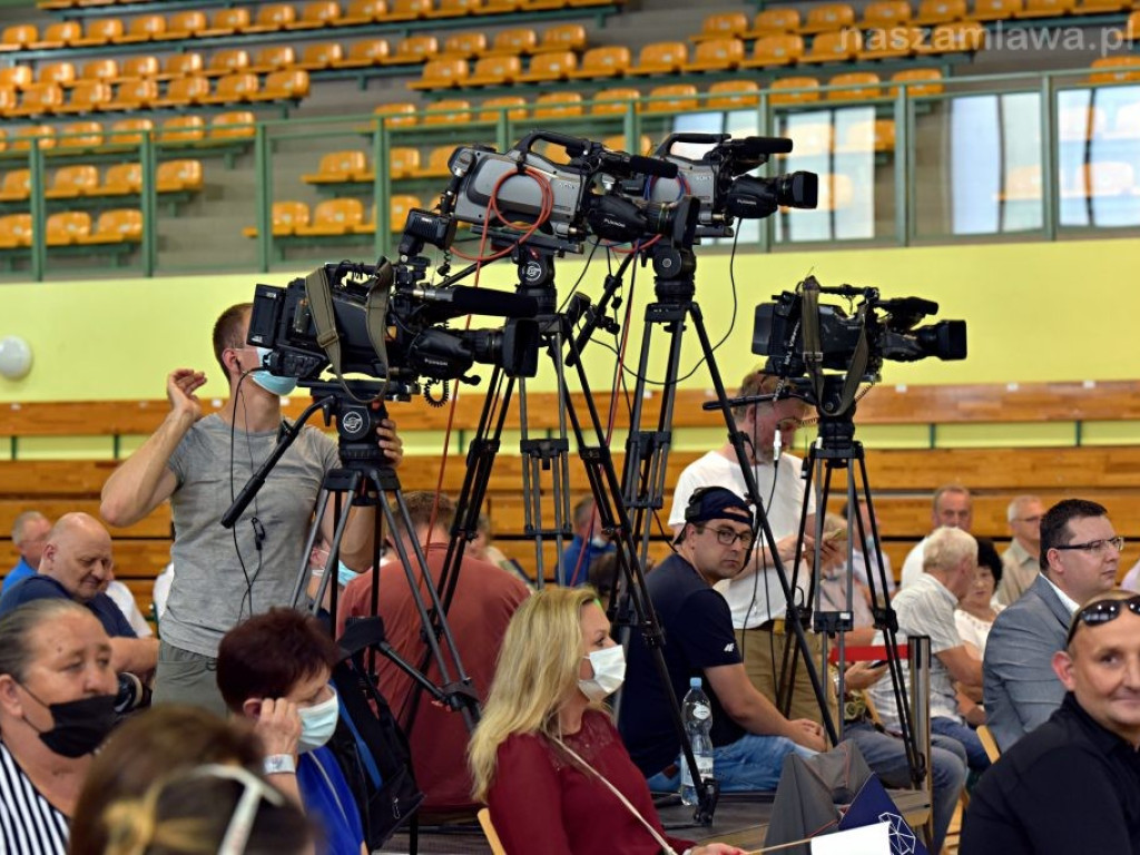 Doganiamy Japonię - relacja z wizyty Jarosława Kaczyńskiego w Mławie (FILMY i ZDJĘCIA)