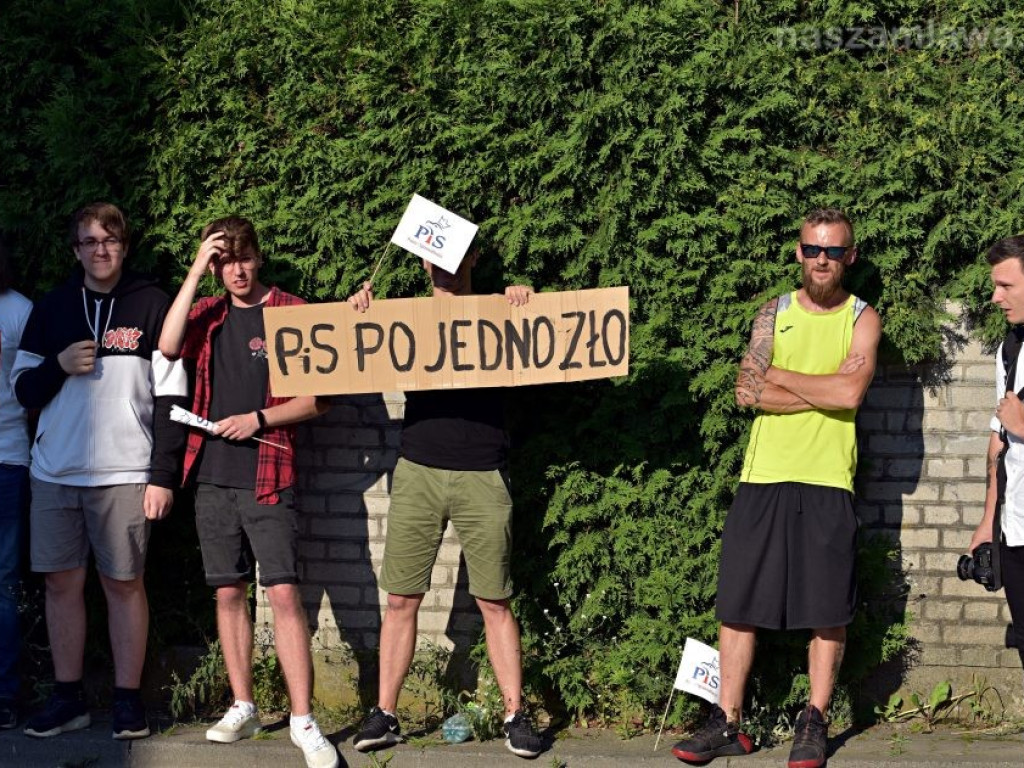 Doganiamy Japonię - relacja z wizyty Jarosława Kaczyńskiego w Mławie (FILMY i ZDJĘCIA)