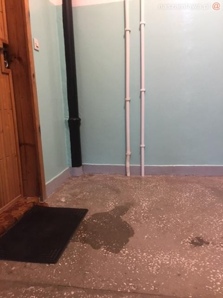 Kolejne opady - kolejne zalanie bloku