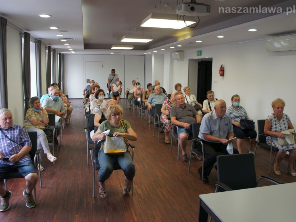 Mławianie otrzymali pieniądze na piece