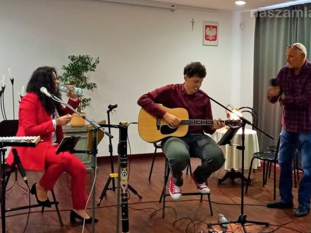 Koncertowa noc poetów w Mławie