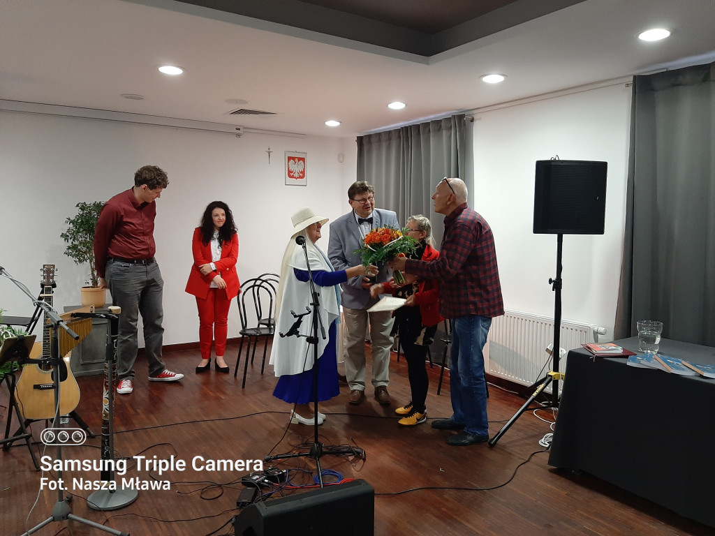 Koncertowa noc poetów w Mławie