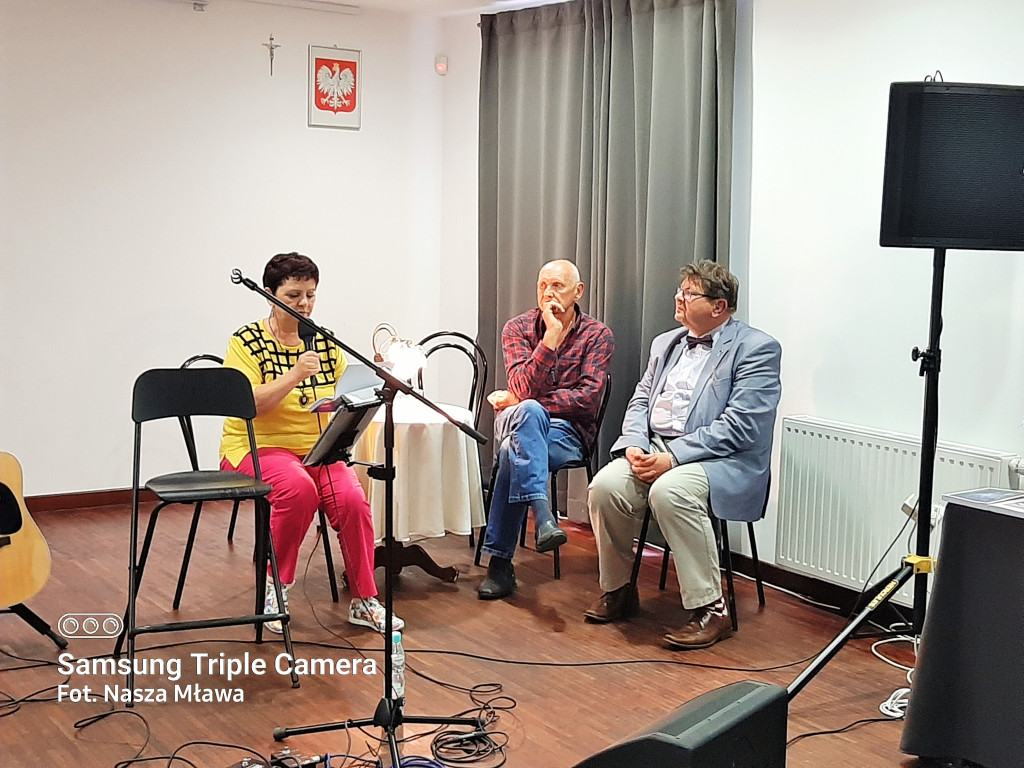 Koncertowa noc poetów w Mławie