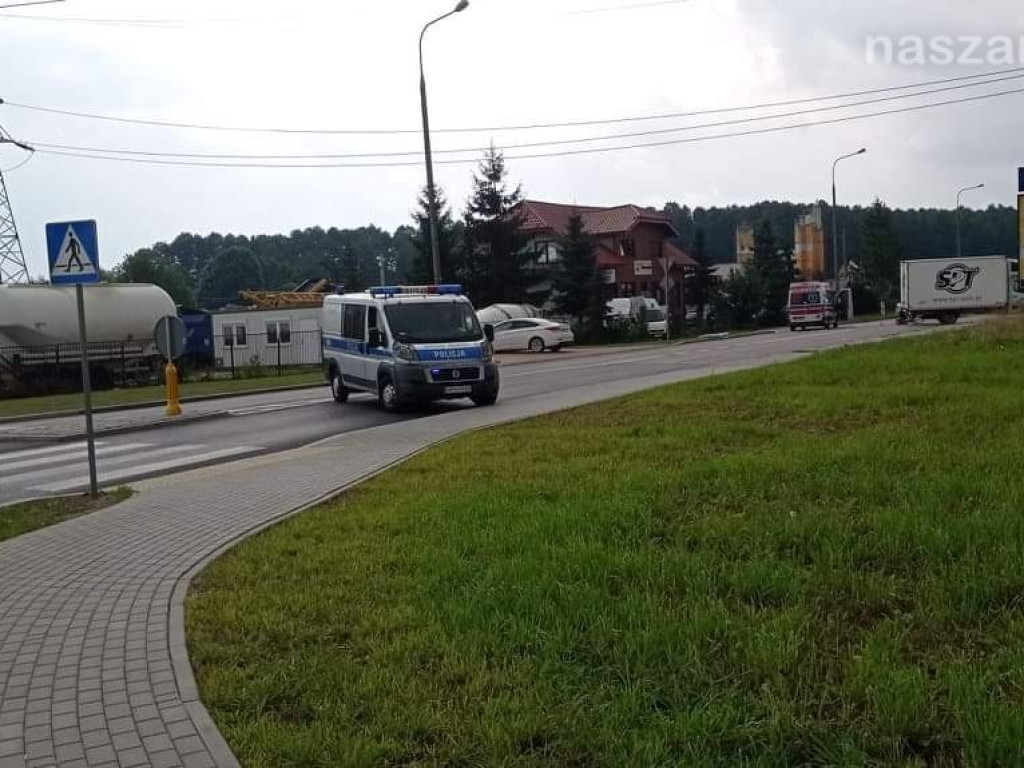 Zablokowany wjazd do Mławy. Wypadek na Płockiej [ZDJĘCIA]