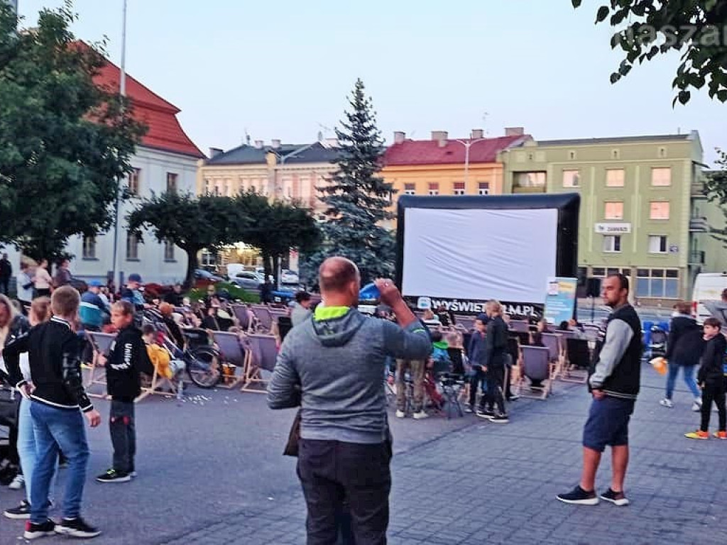 Sobotnie kino plenerowe w Mławie [ZDJĘCIA]