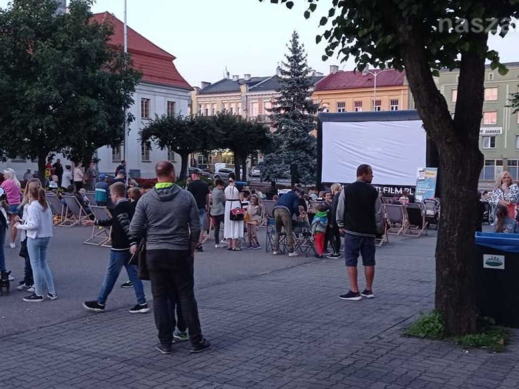 Sobotnie kino plenerowe w Mławie [ZDJĘCIA]
