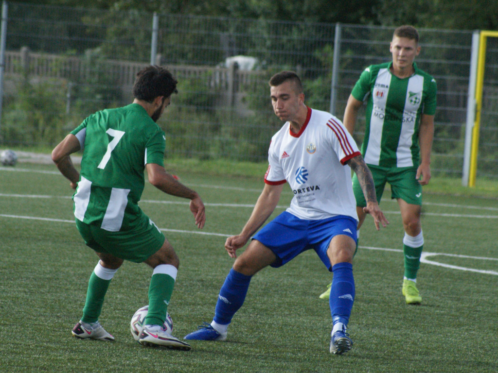 Rogal jak wino. Hat-trick na otwarcie