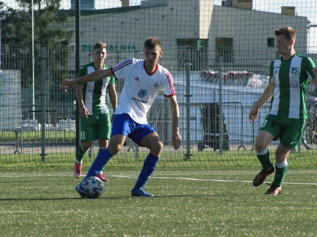 Rogal jak wino. Hat-trick na otwarcie