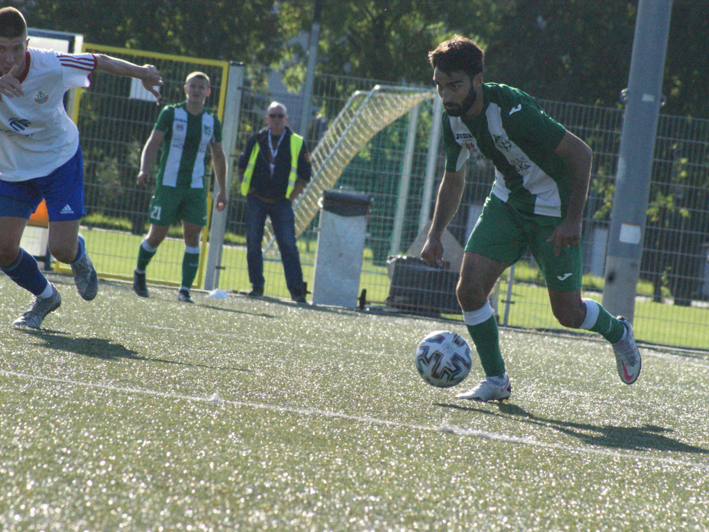 Rogal jak wino. Hat-trick na otwarcie