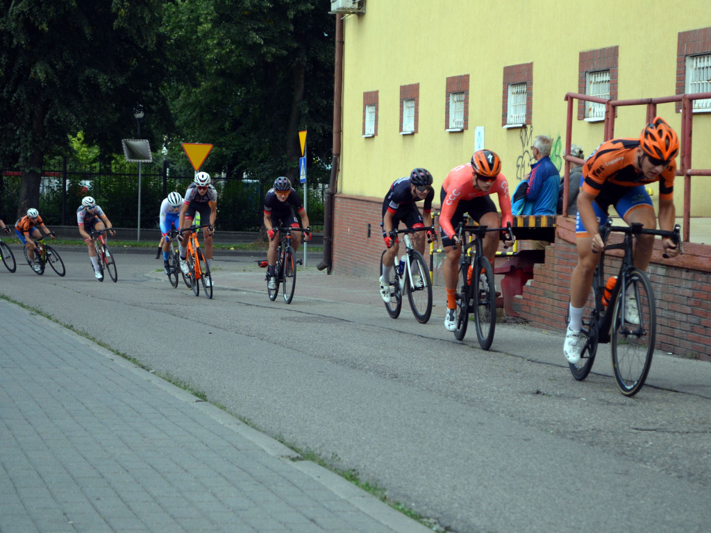 Kolarskie ścigania na ulicach Mławy