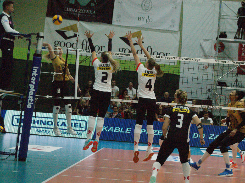 Memoriał Grzegorza Morawskiego. Budowlani górą