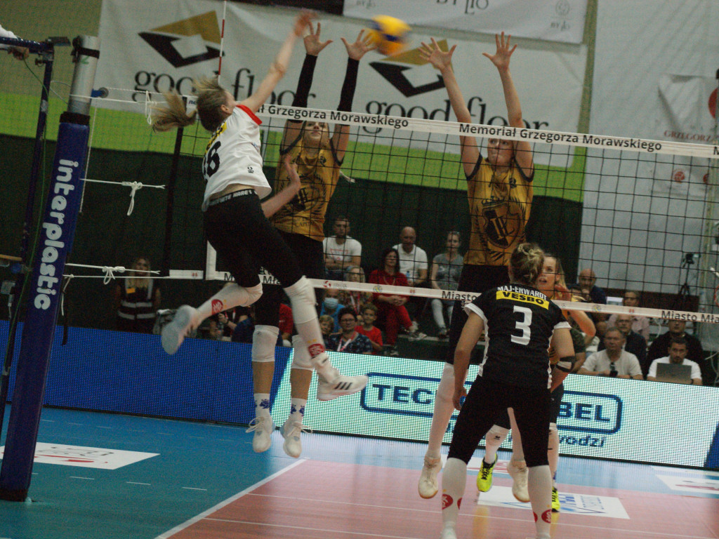 Memoriał Grzegorza Morawskiego. Budowlani górą