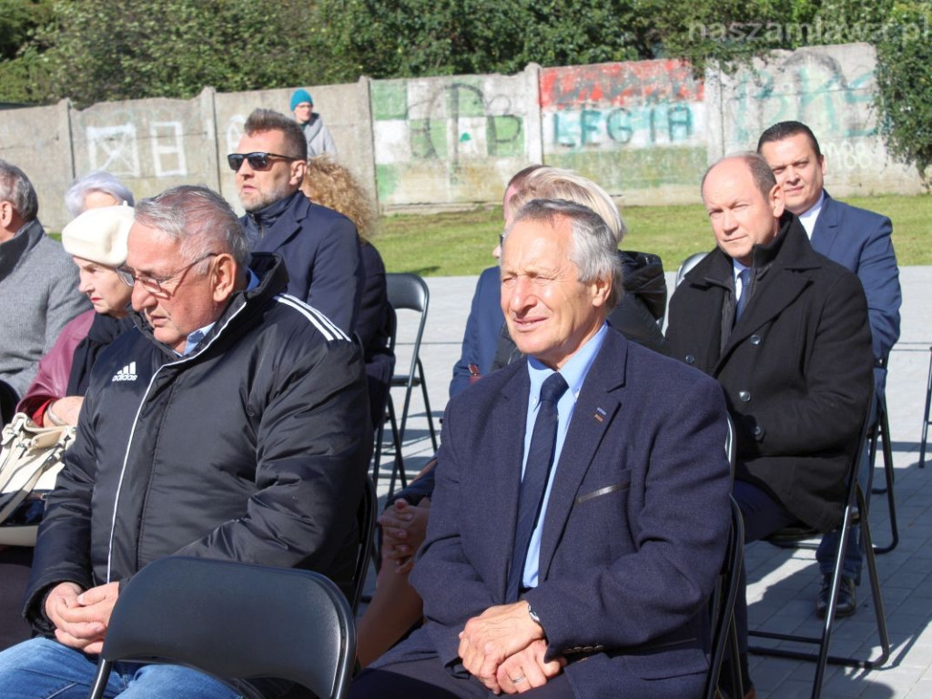 Boisko przy SIÓDEMCE otwarte [ZDJĘCIA]