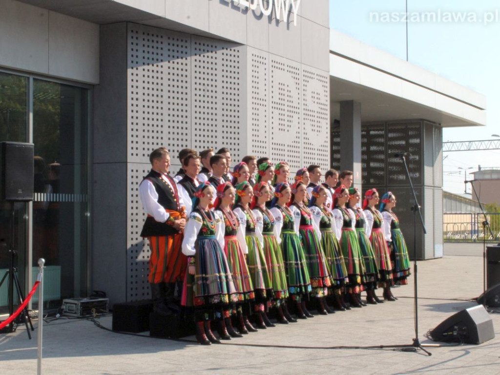 Zespół Mazowsze zaśpiewał w Mławie
