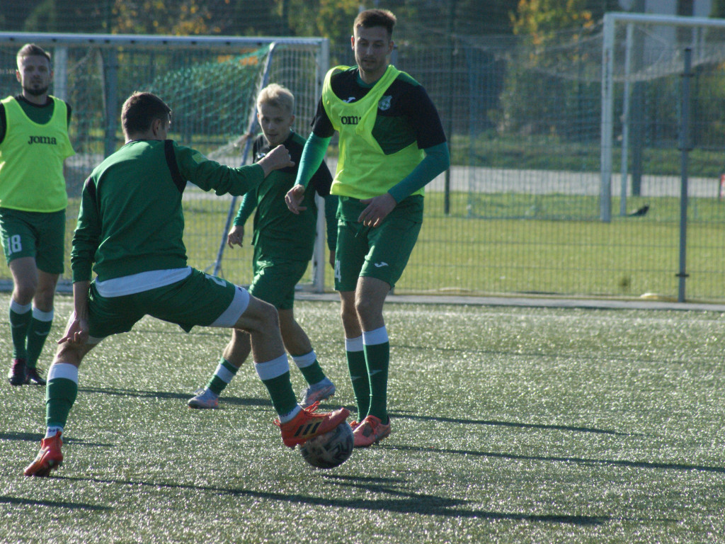 Główka Wodza w doliczonym czasie. Mławianka liderem