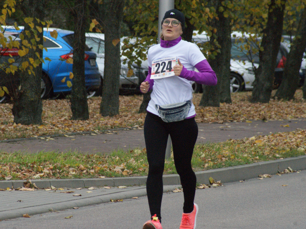 Mławskie Święto Biegania. Półmaraton dla zawodnika z Ostródy