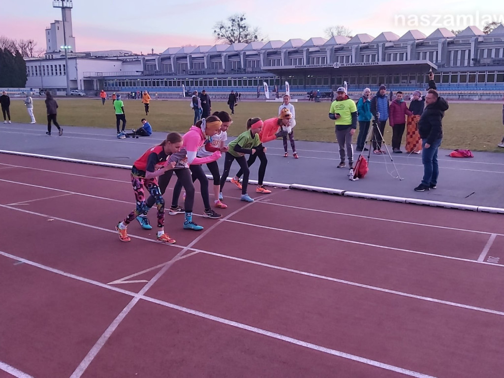 Brąz lekkoatletów Zawkrza na warszawskiej lidze biegowej