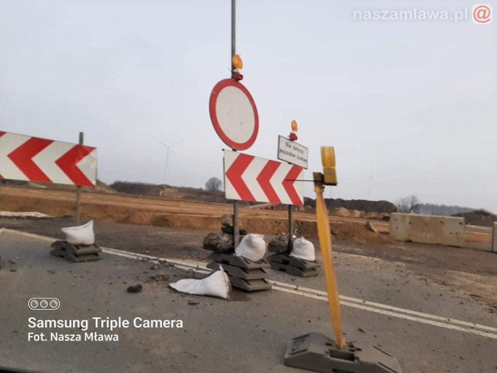 Budują siódemkę również w święto