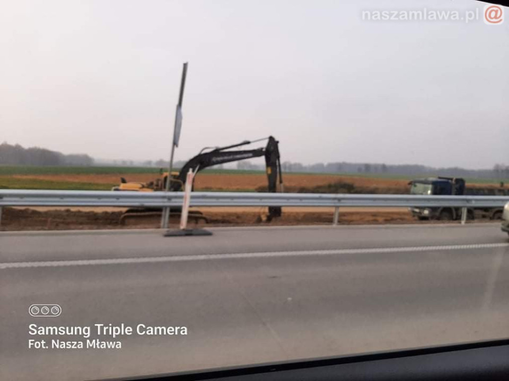 Budują siódemkę również w święto