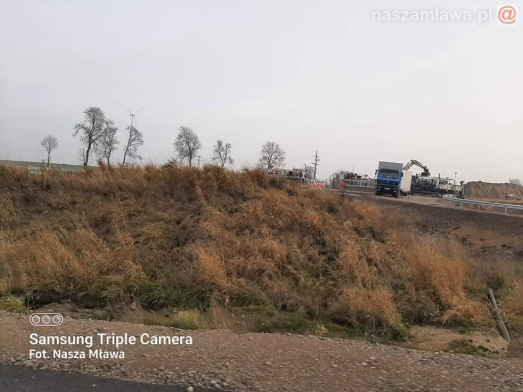 Budują siódemkę również w święto