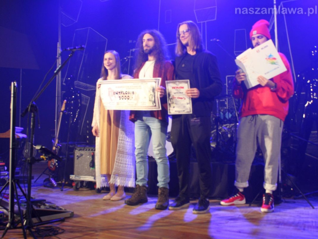 Ogniste rockowe granie porwało mławską publiczność