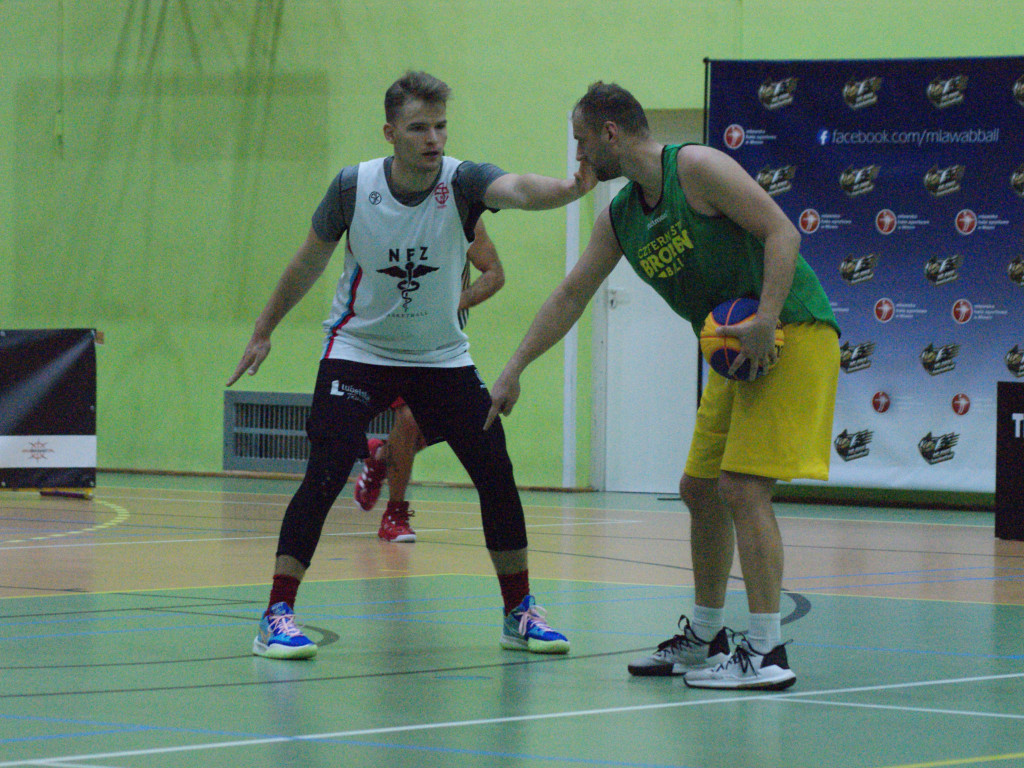 Rzut Bierwagena równo z syreną. Trójki dla Urbanka