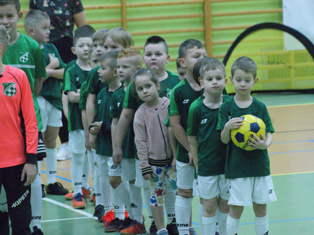 Mikołajkowe granie najmłodszych reprezentantów Mławianki