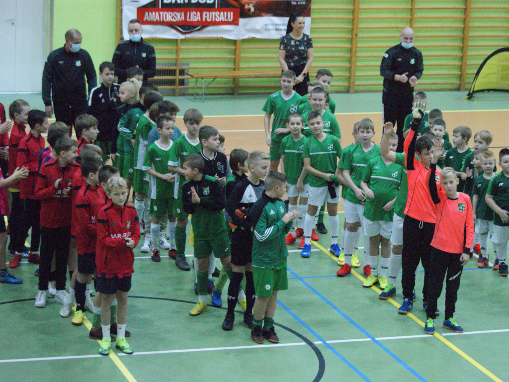 Mikołajkowe granie najmłodszych reprezentantów Mławianki