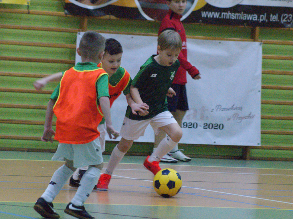Mikołajkowe granie najmłodszych reprezentantów Mławianki