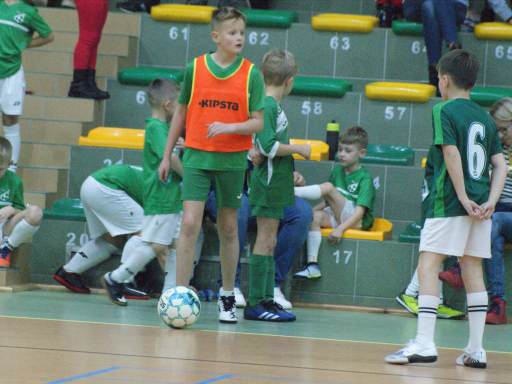 Mikołajkowe granie najmłodszych reprezentantów Mławianki