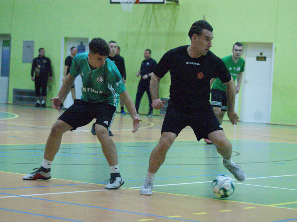 Mławianka z głównym trofeum. Młodzież na podium