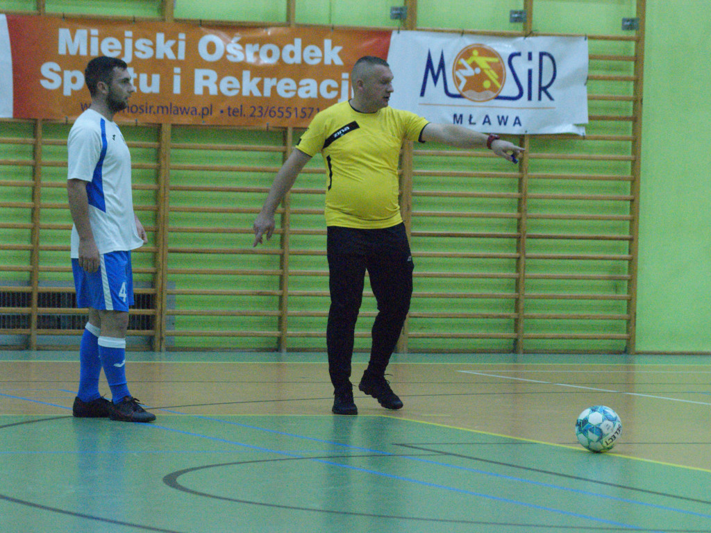 Mławianka z głównym trofeum. Młodzież na podium