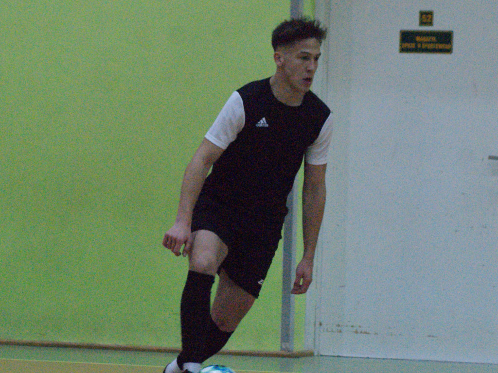 Mławianka z głównym trofeum. Młodzież na podium