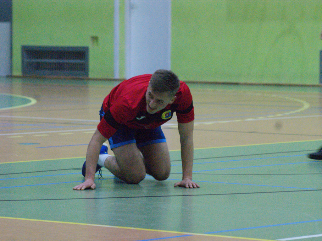 Mławianka z głównym trofeum. Młodzież na podium