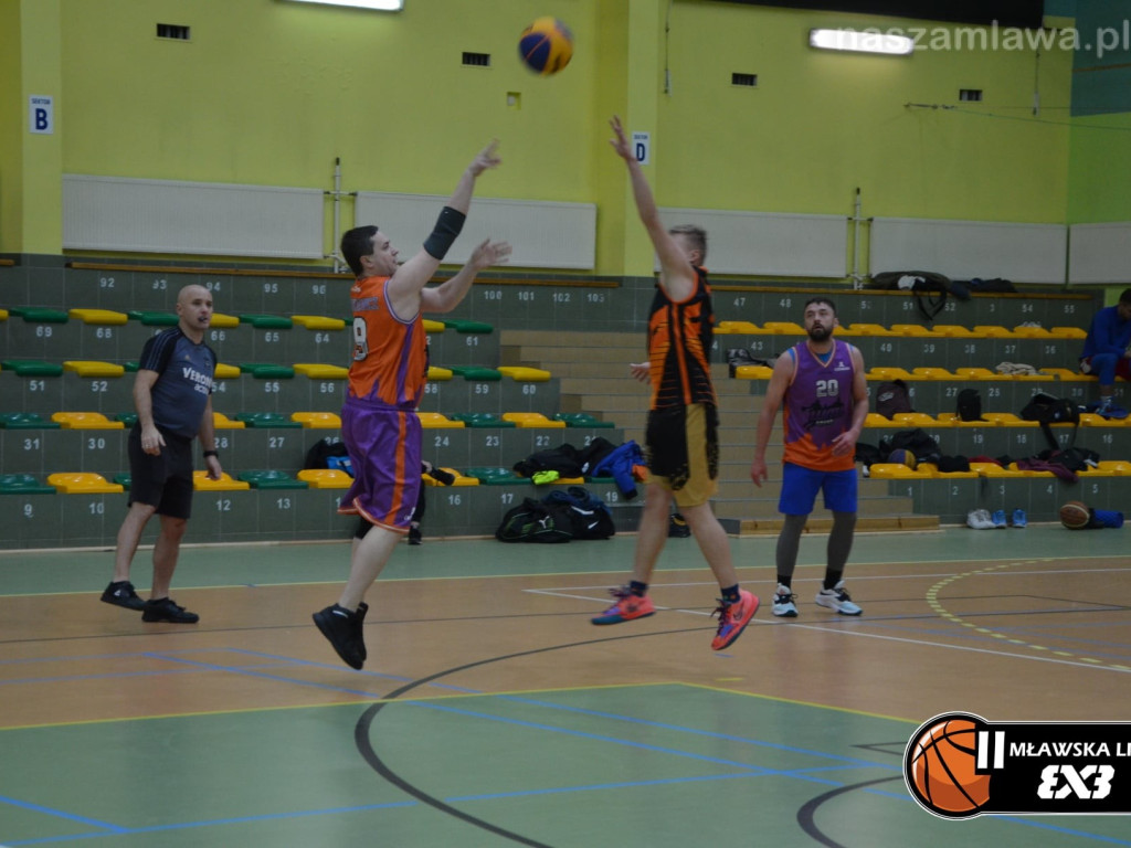 Mławski finał w czwartej rundzie. Wuja Squad ucieka