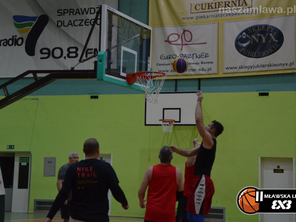 Mławski finał w czwartej rundzie. Wuja Squad ucieka