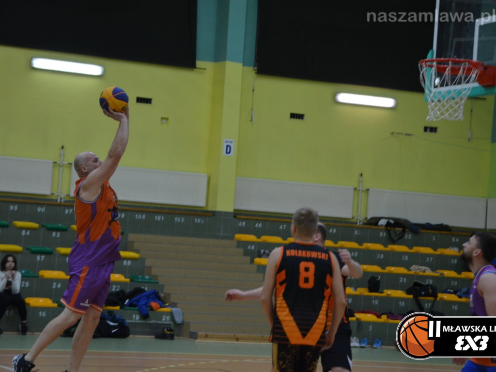 Mławski finał w czwartej rundzie. Wuja Squad ucieka