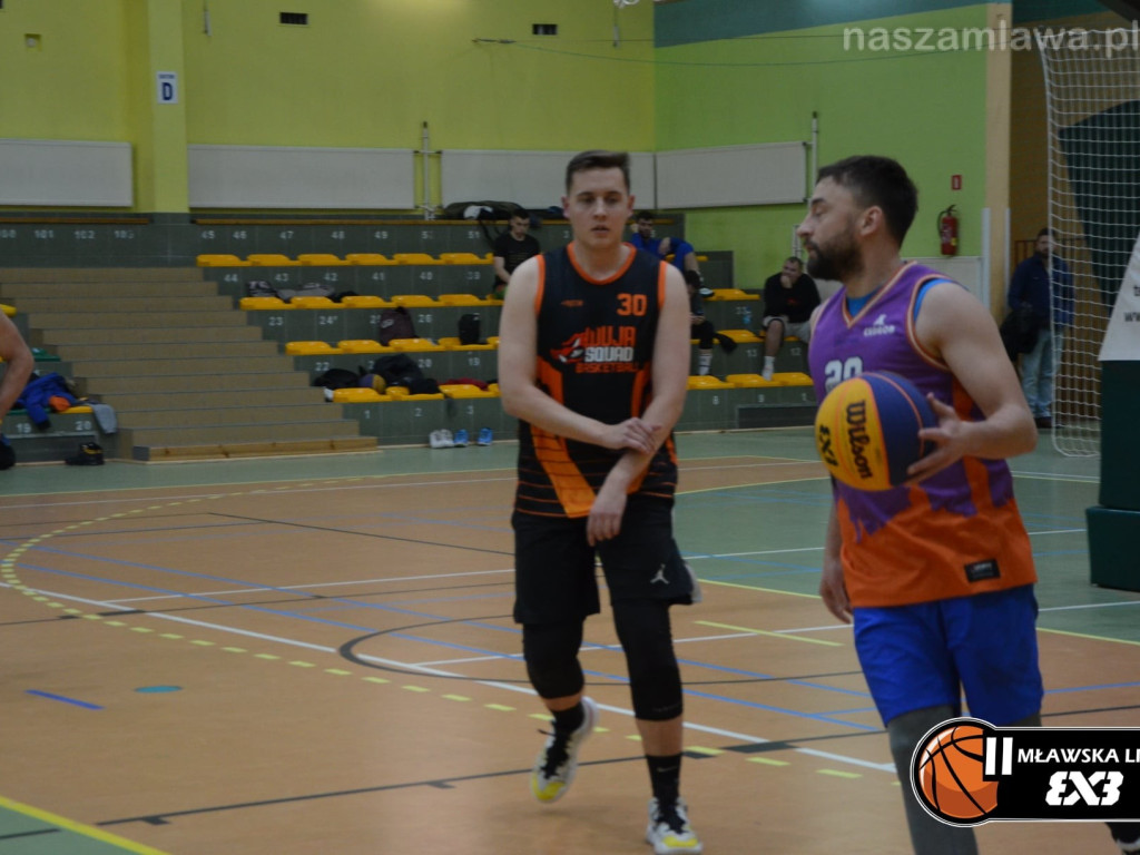 Mławski finał w czwartej rundzie. Wuja Squad ucieka