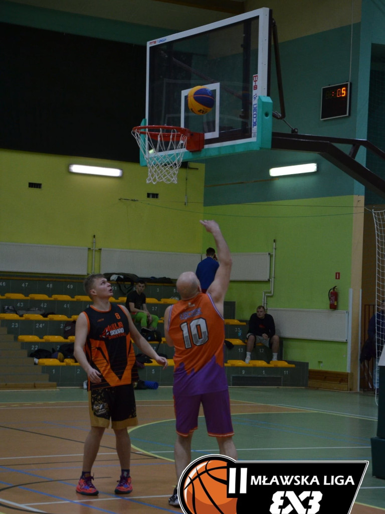 Mławski finał w czwartej rundzie. Wuja Squad ucieka