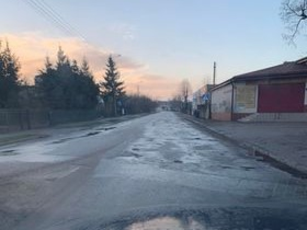 Dziura na dziurze. Powinno się karać zarządcę?