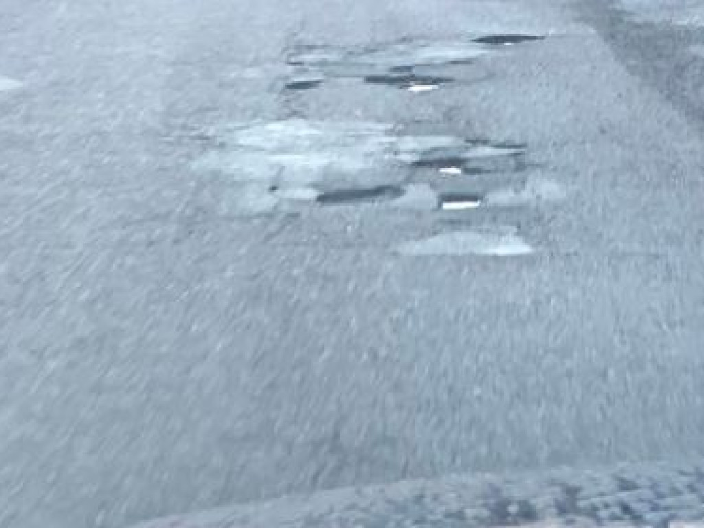 Dziura na dziurze. Powinno się karać zarządcę?